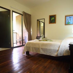 pioneer-room-gallery-c