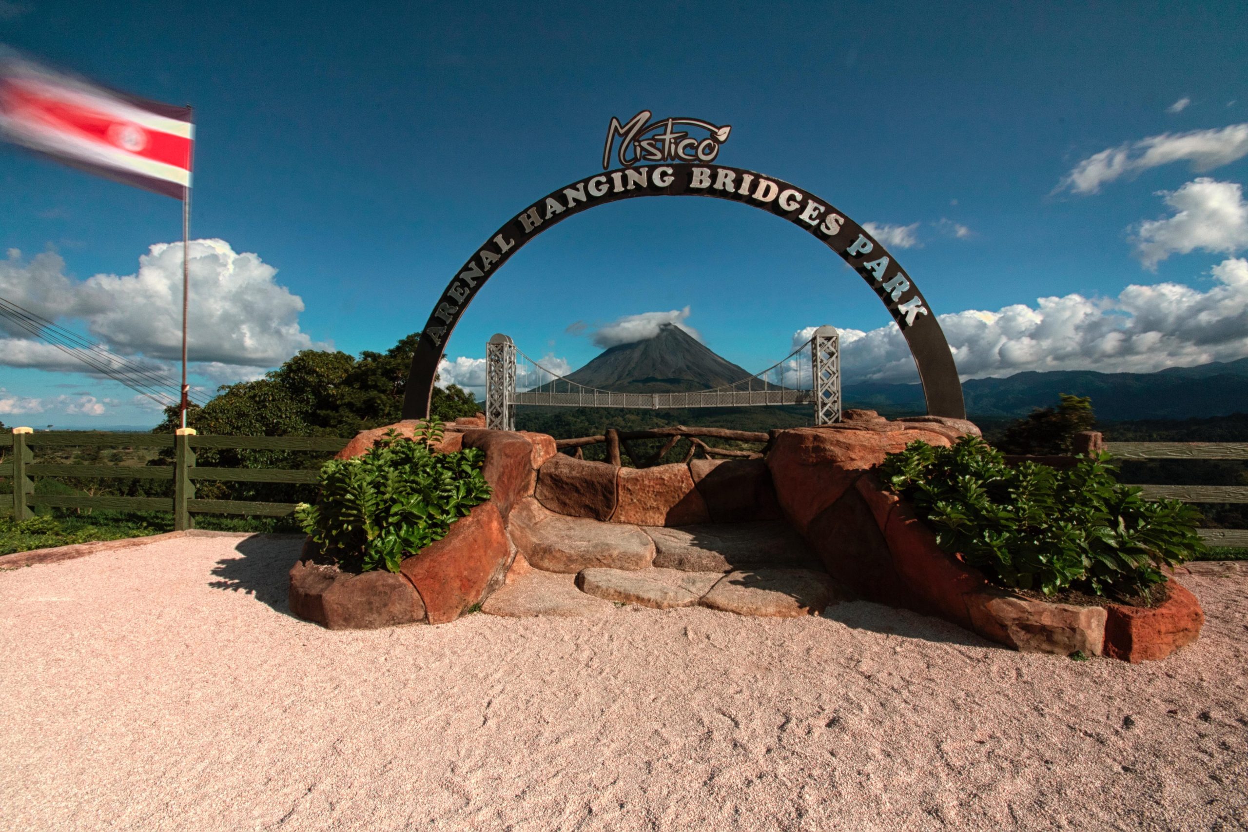 Mistico Hanging Bridges